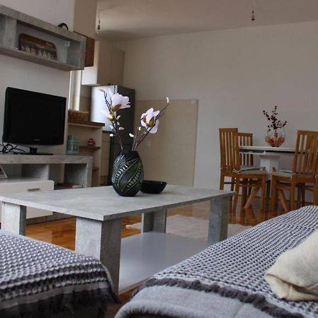 Apartman Sunny Day Требинье Экстерьер фото