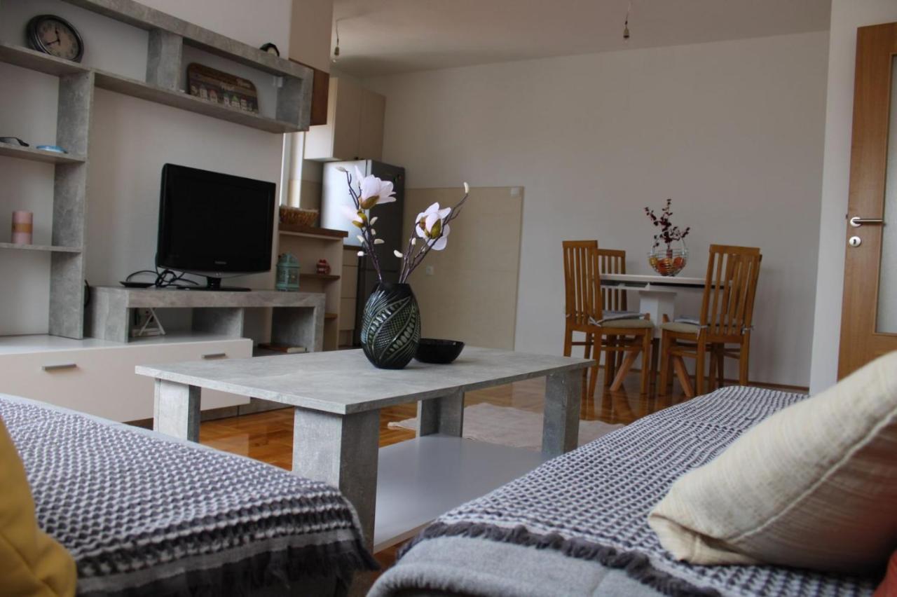 Apartman Sunny Day Требинье Экстерьер фото